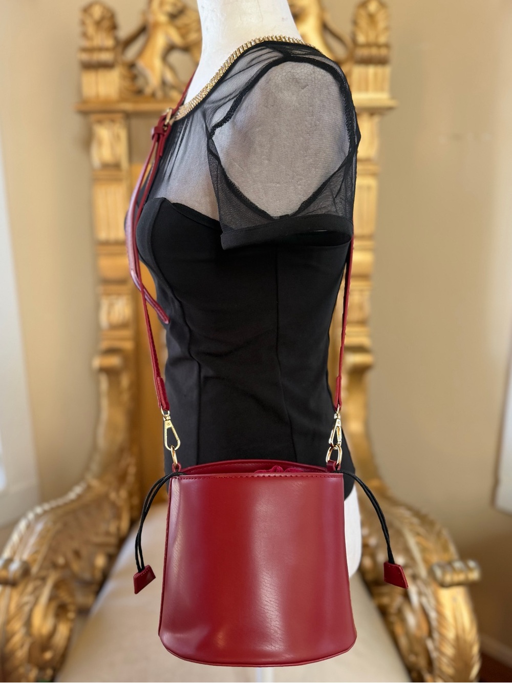 Women’s Red Mini Leather Bucket Bag - Elegant Crossbody